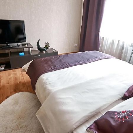 Paulmarie Apartments On Prs. Mira 25B โมกีลอฟ ภายนอก รูปภาพ